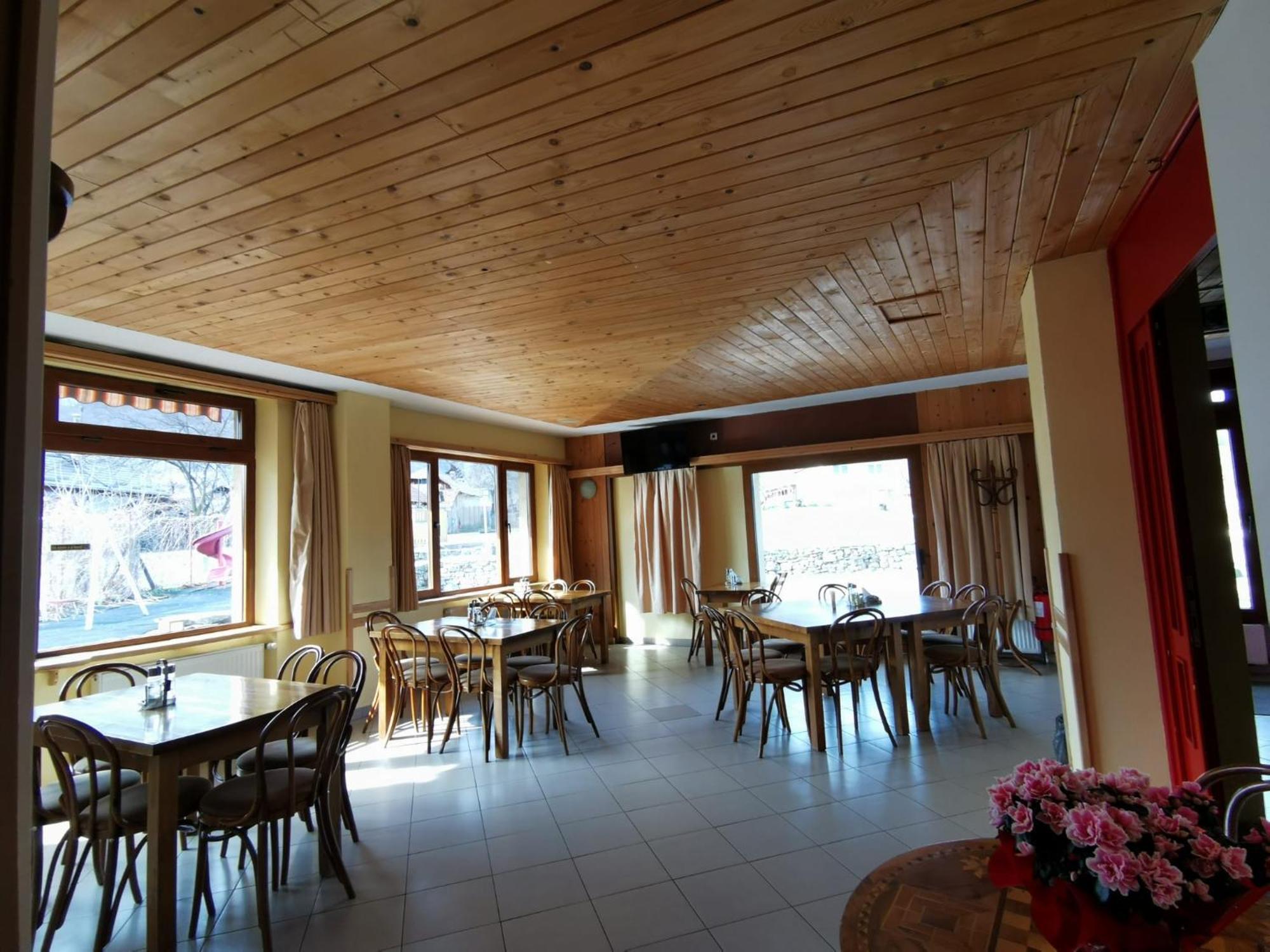 Pensiunea Valea Lupului Exterior photo